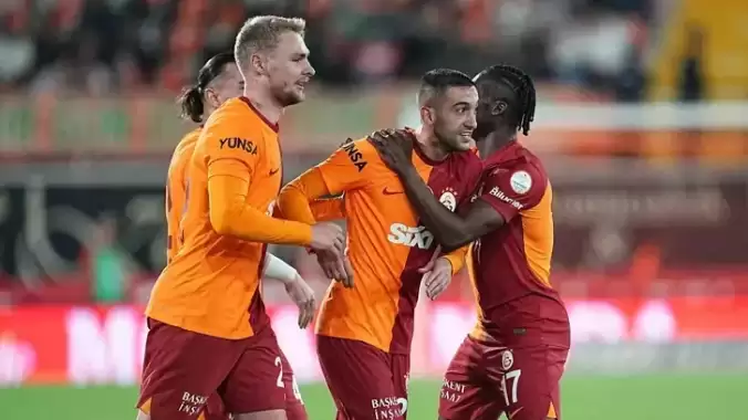 Galatasaray’ın yıldızından İsrail’e küfürlü tepki!